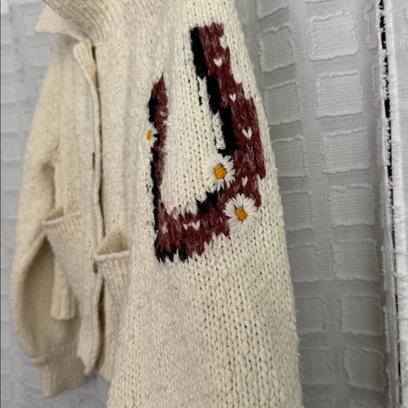 Pilcro Knit sweater - Picture 4 of 7